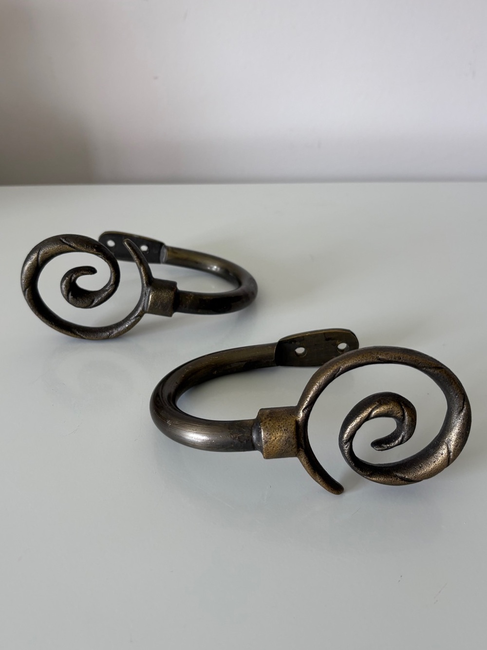 Curtain Tie Backs Spiral Decorative Antique Brass Tone Hook Curtain Holdback